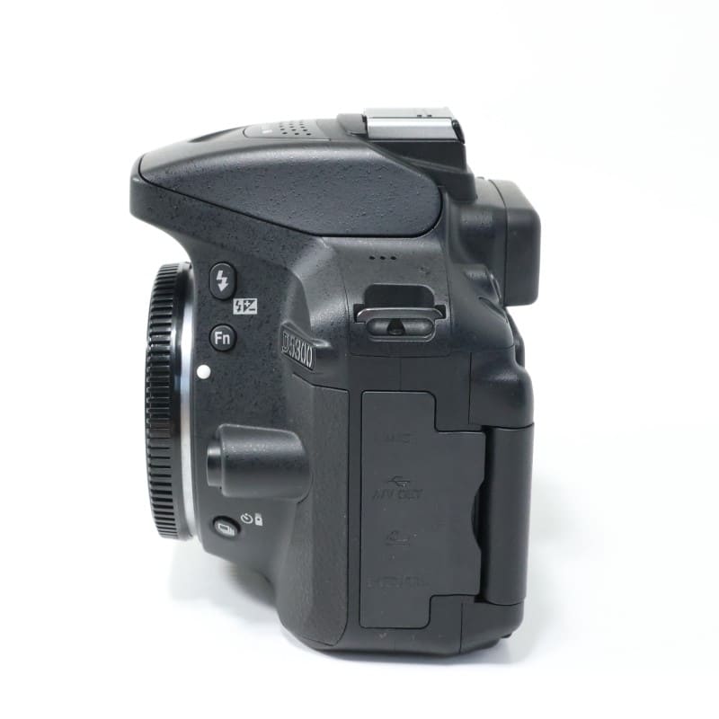 Nikon D5300 ボディ ブラック 中古 C2120148062840｜中古通販