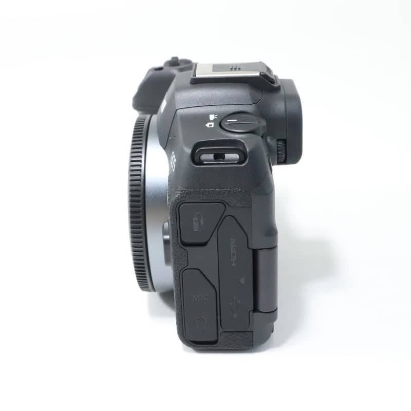 EOS R8 ボディー