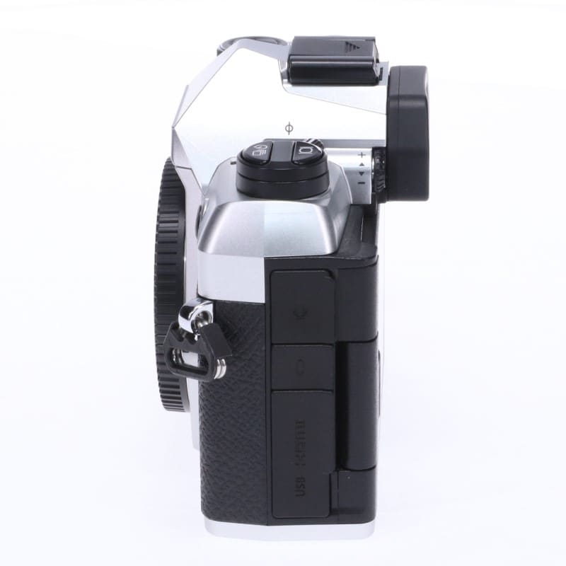 OM SYSTEM OM-5 Mark II ボディー シルバー