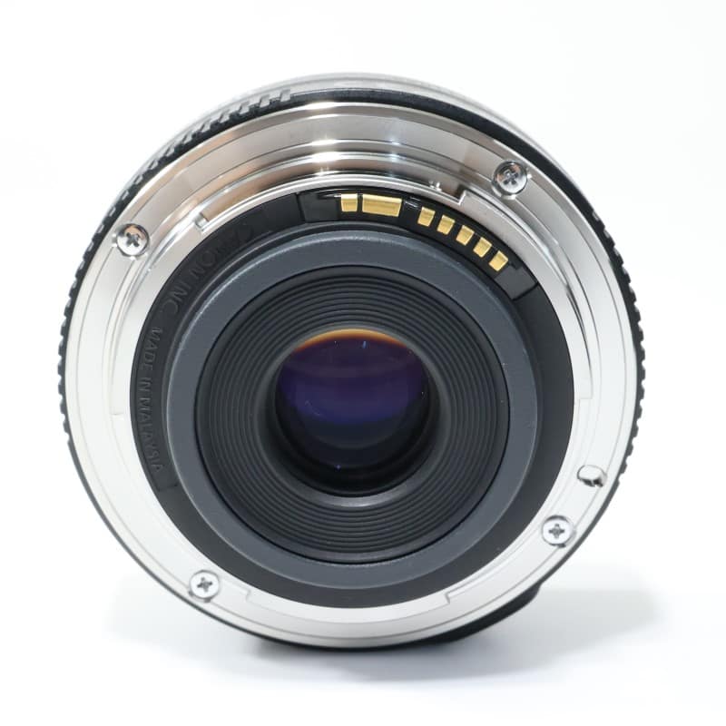 EF-S 24mm F2.8 STM