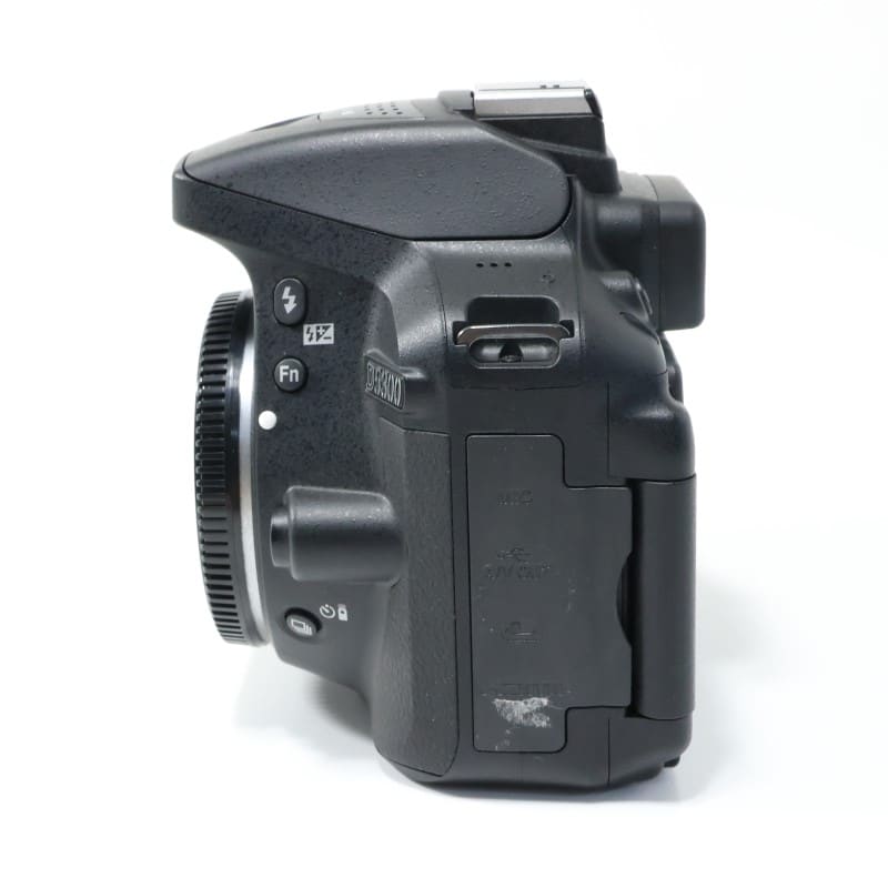 Nikon D5300 ボディ ブラック 中古 C2120151763659｜中古通販