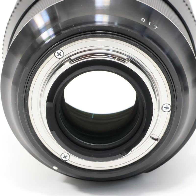 135mm F1.8 DG HSM Art ニコン