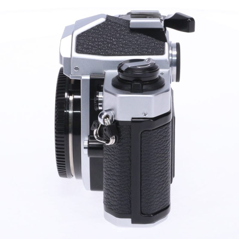 New FM2 シルバー