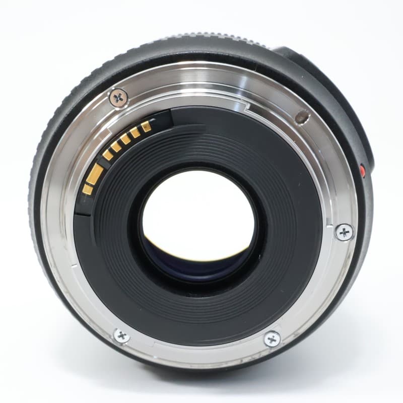 EF 35mm F2 IS USM