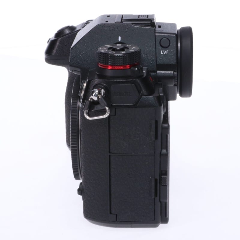 LUMIX S1R ボディ DC-S1R-K