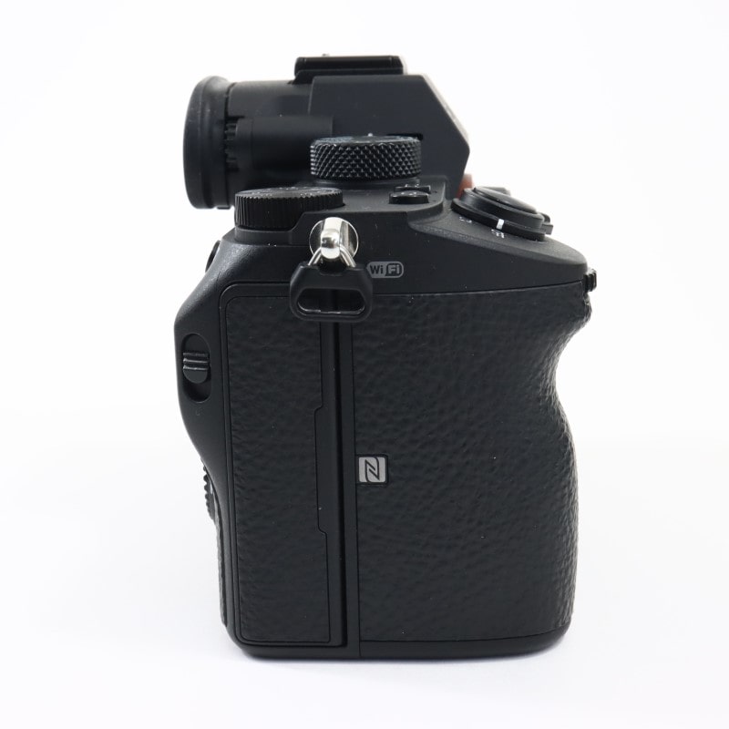 SONY - 【中古】(ソニー) SONY α7 III (ILCE-7M3)  ボディ 中古】(ソニー) SONY α7III (ILCE-7M3) ボディ｜ナニワグループ