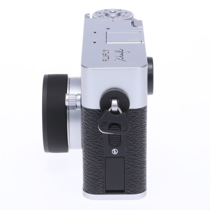 X half (FUJIFILM X-HF1) シルバー