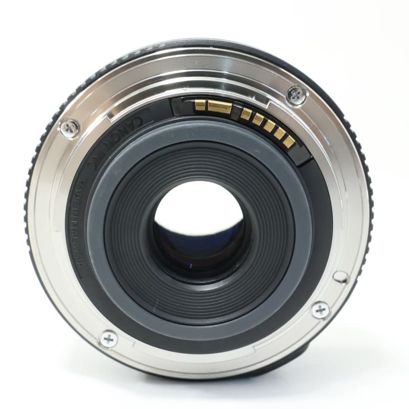 EF-S 24mm F2.8 STM