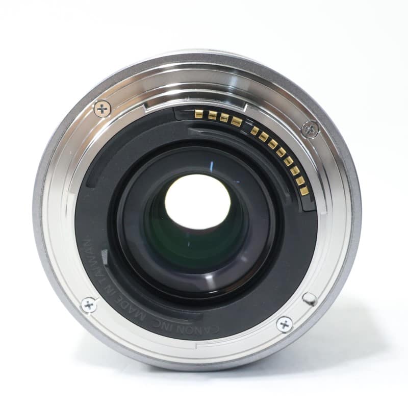 RF16mm F2.8 STM