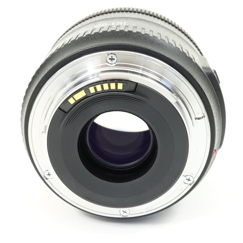 EF 35mm F2 IS USM