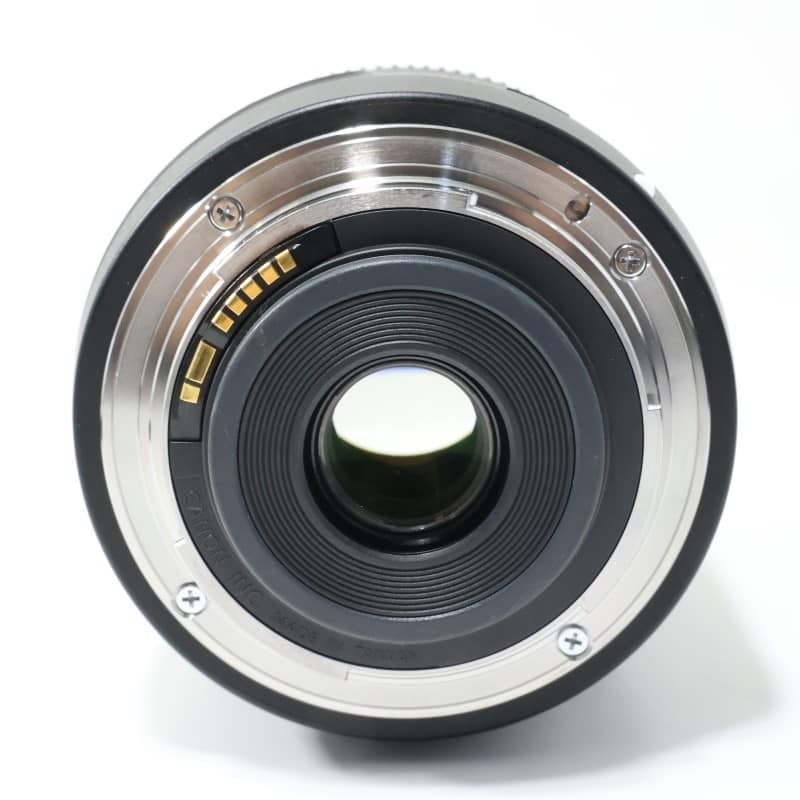 EF-S 18-135mm F3.5-5.6 IS USM