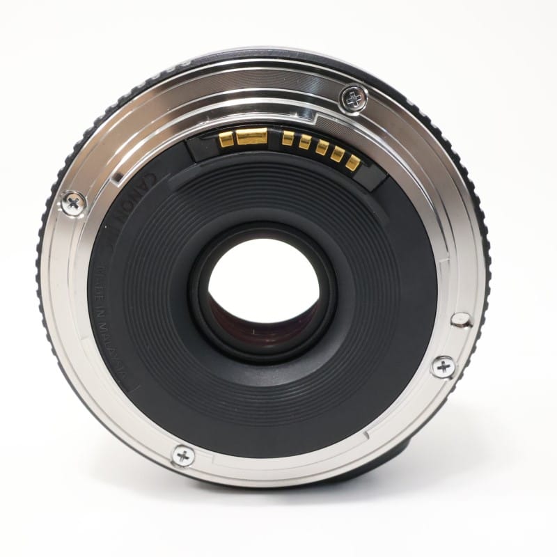 EF 40mm F2.8 STM ブラック