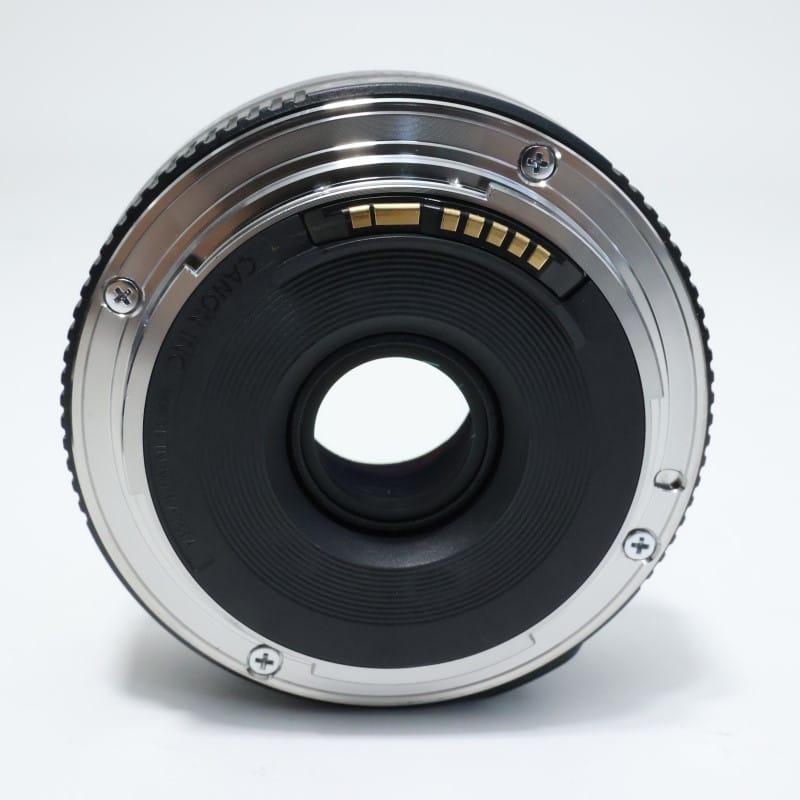 EF 40mm F2.8 STM ブラック