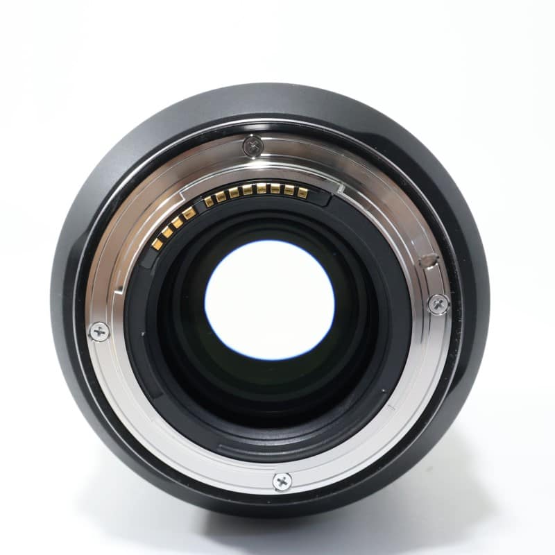 RF135mm F1.8 L IS USM