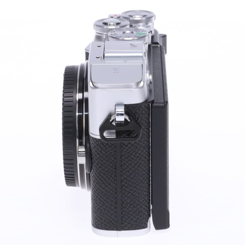 OLYMPUS／OM SYSTEM PEN E-P7 ボディー シルバー Aランク 中古｜フジヤ