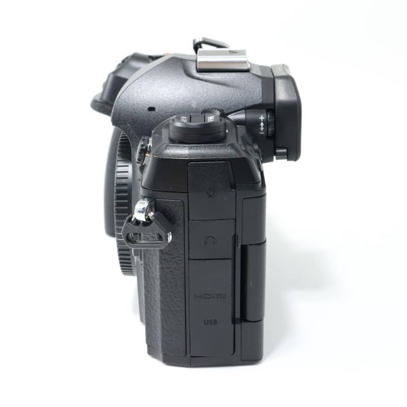 OM SYSTEM OM-1 Mark II ボディー