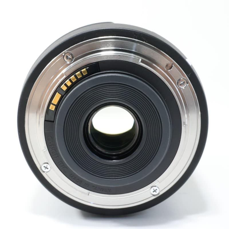 EF-S 18-135mm F3.5-5.6 IS USM