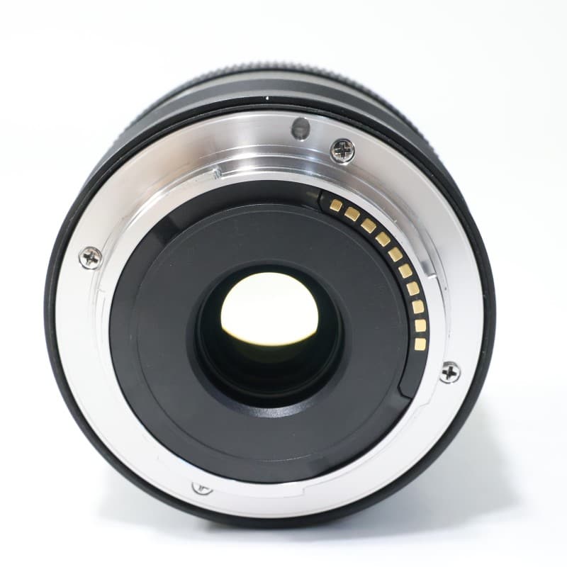 E 11mm F1.8 SEL11F18