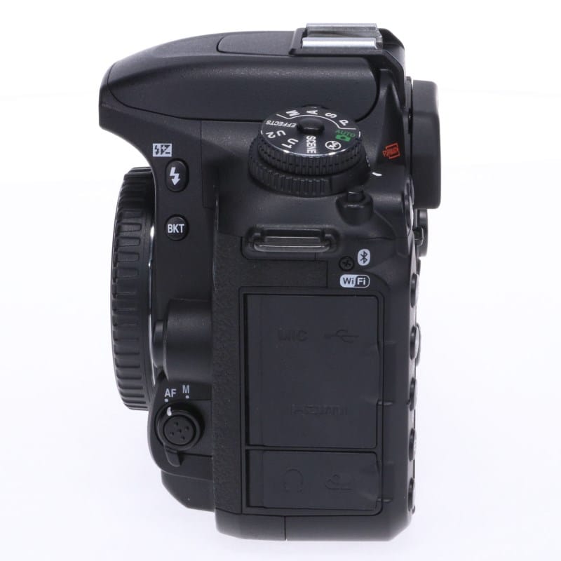 D7500 ボディ