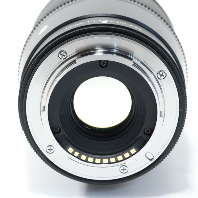16mm F1.4 DC DN Contemporary 富士フイルムX