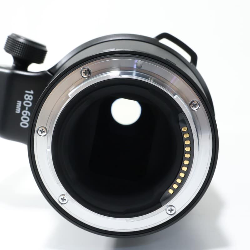 NIKKOR Z 180-600mm f/5.6-6.3 VR