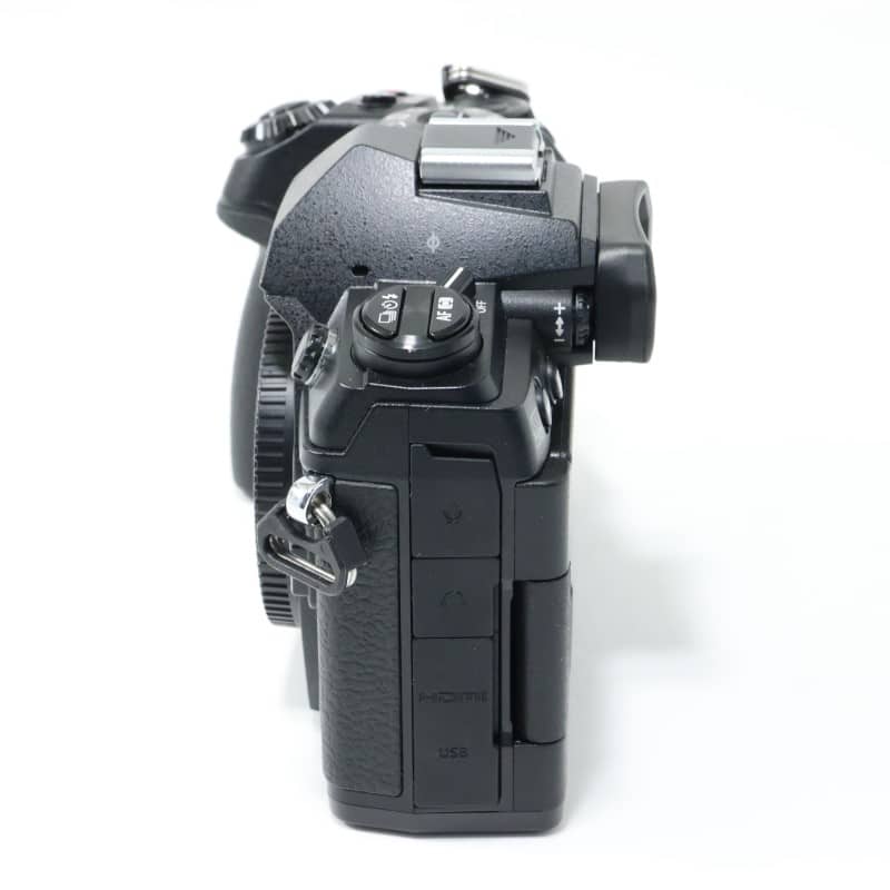 OM-D E-M1 Mark III ボディー