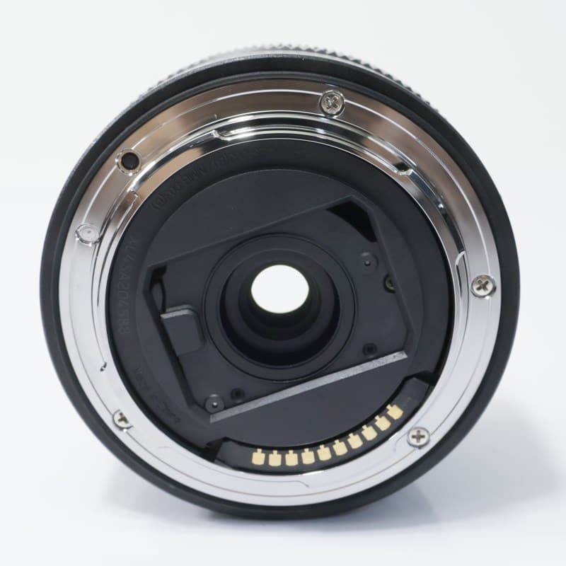 LUMIX S 18-40mm F4.5-6.3 S-R1840