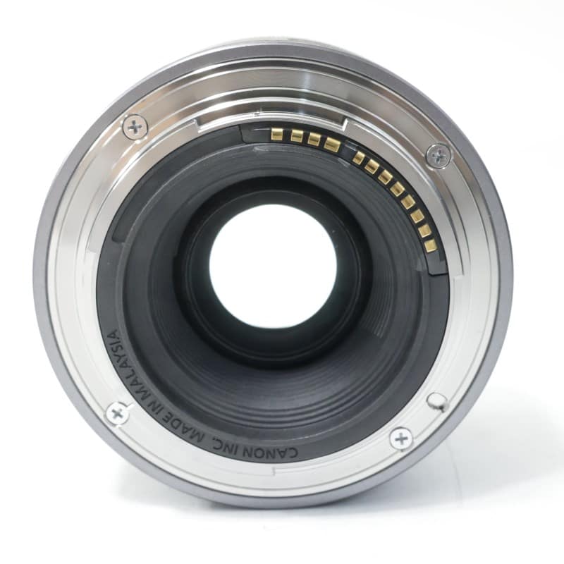 RF50mm F1.8 STM