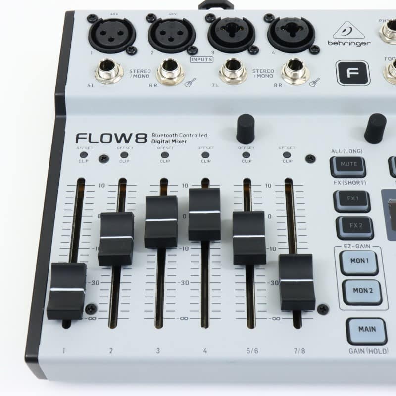 FLOW8 [コンパクトデジタルミキサー]