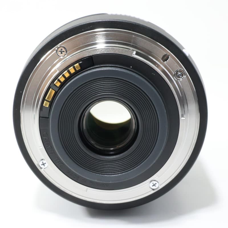 EF-S 18-135mm F3.5-5.6 IS USM