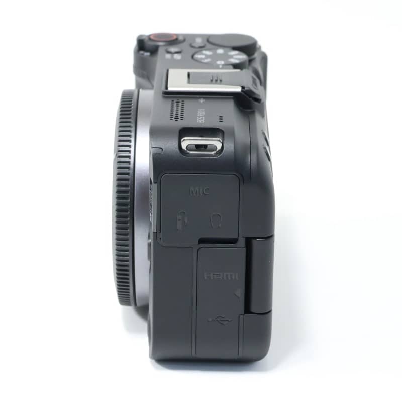 EOS R50 V