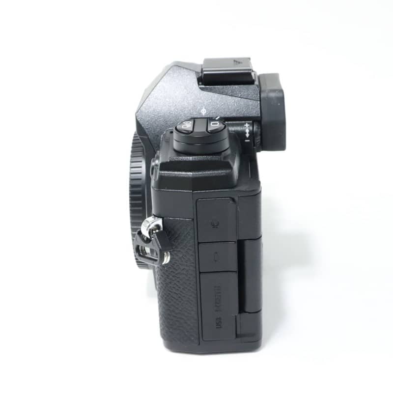 OM SYSTEM OM-5 ボディー ブラック