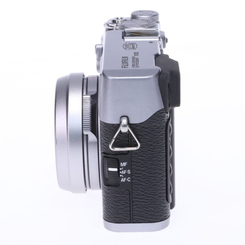 FinePix X100
