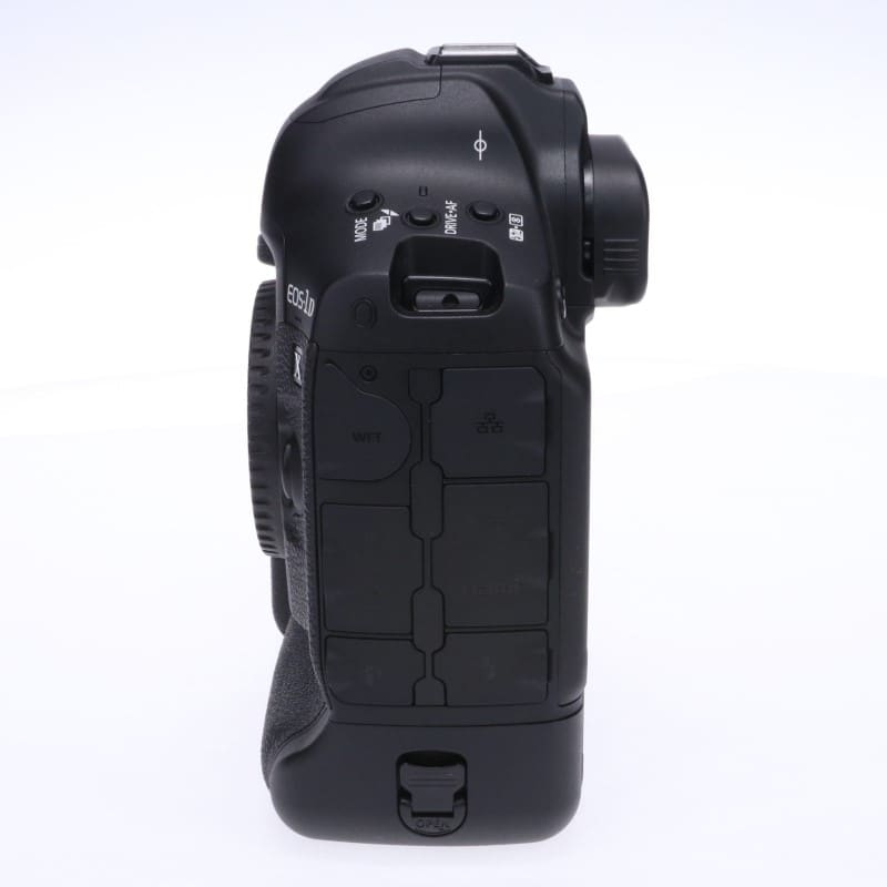 EOS-1D X Mark III ボディー