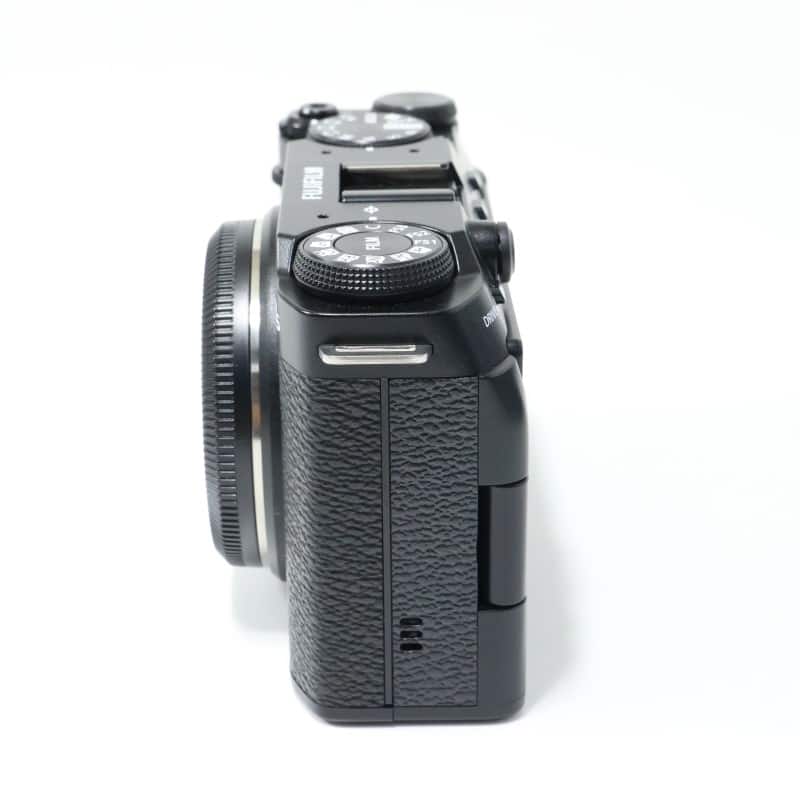 FUJIFILM X-M5 ボディ ブラック
