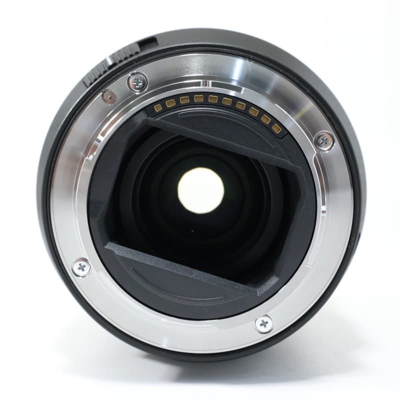 RF50mm F1.8 STM