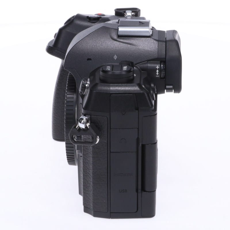 OM SYSTEM OM-1 ボディー