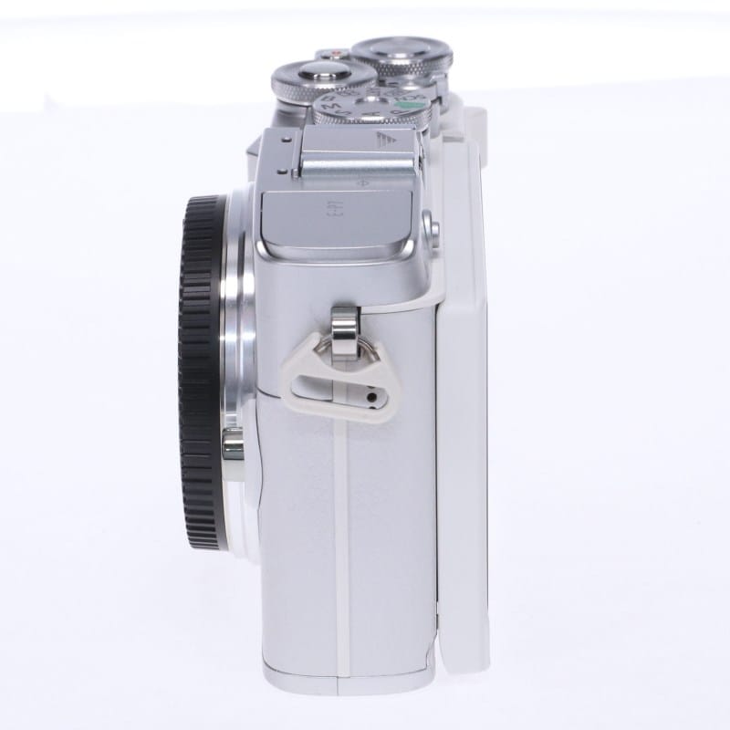 PEN E-P7 ボディー ホワイト