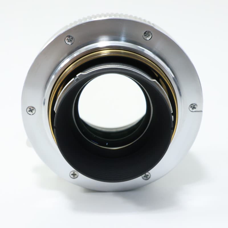 RF28mm F2.8 STM