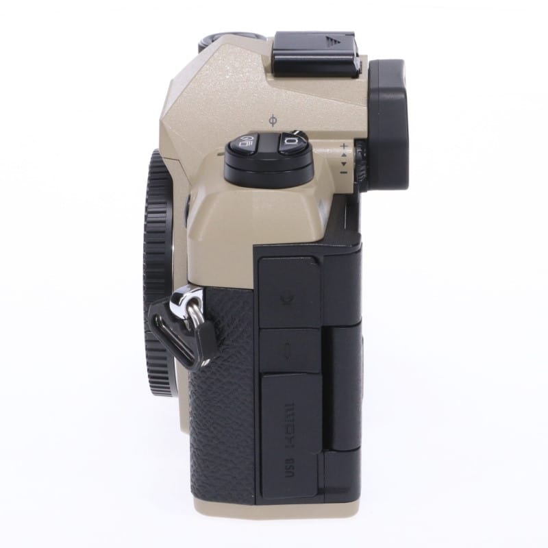 OM SYSTEM OM-5 Mark II ボディー サンドベージュ