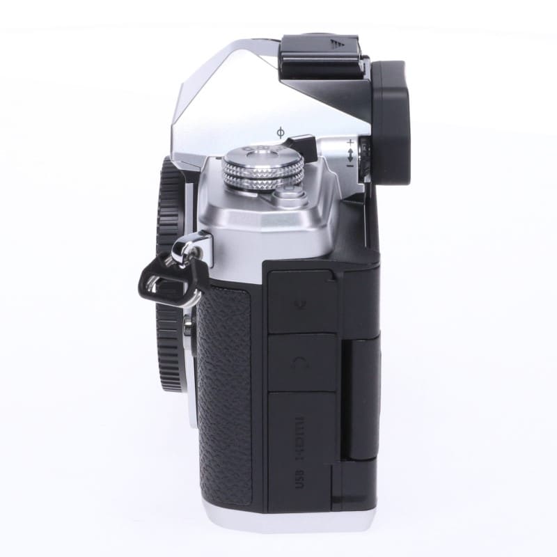 OM SYSTEM OM-3 ボディー シルバー