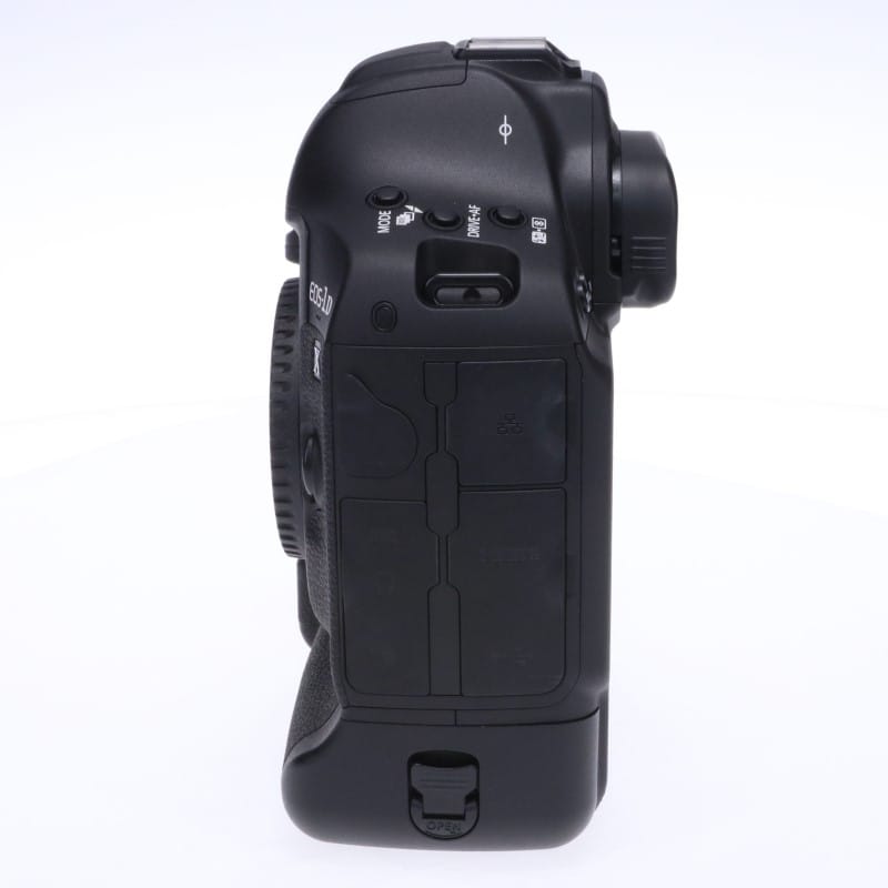 EOS-1D X Mark II ボディー