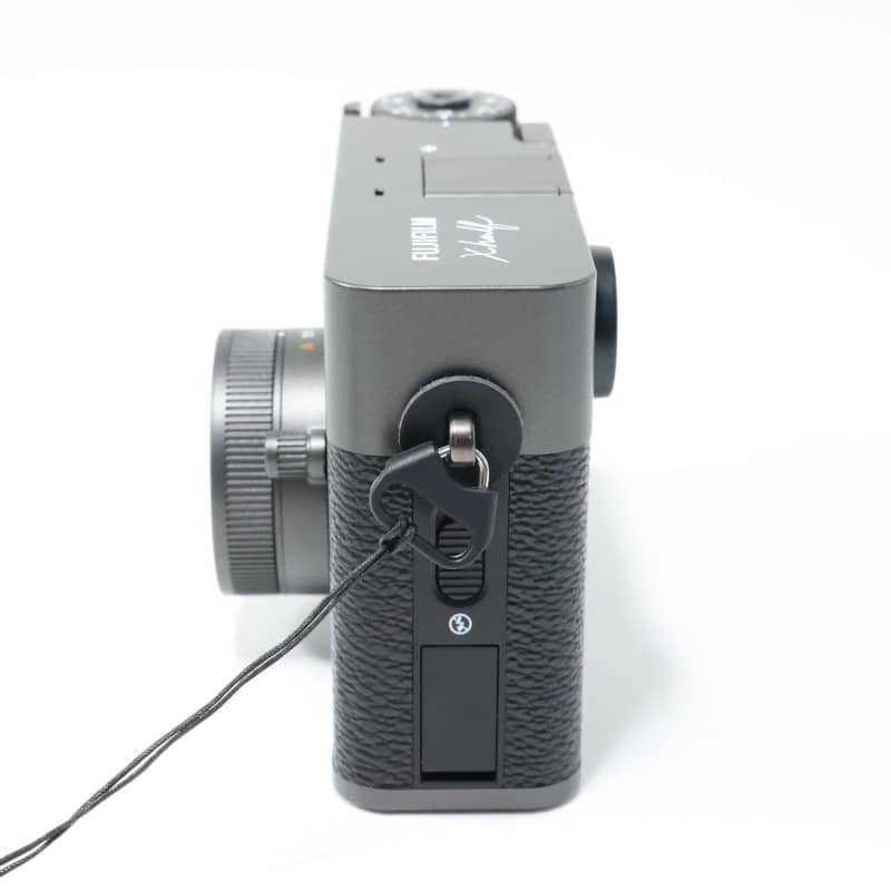 X half (FUJIFILM X-HF1) チャコールシルバー