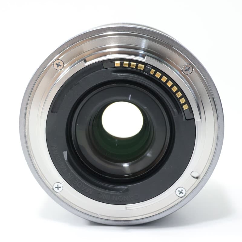 RF16mm F2.8 STM