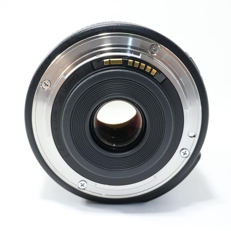 EF-S 18-135mm F3.5-5.6 IS STM
