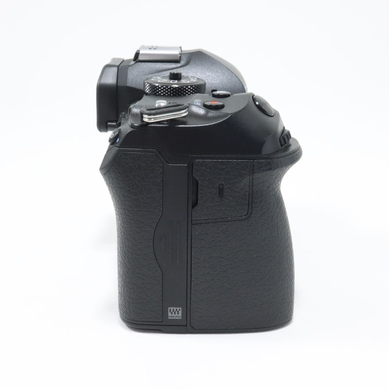 OM SYSTEM OM-1 ボディ