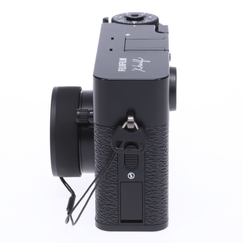 X half (FUJIFILM X-HF1) ブラック