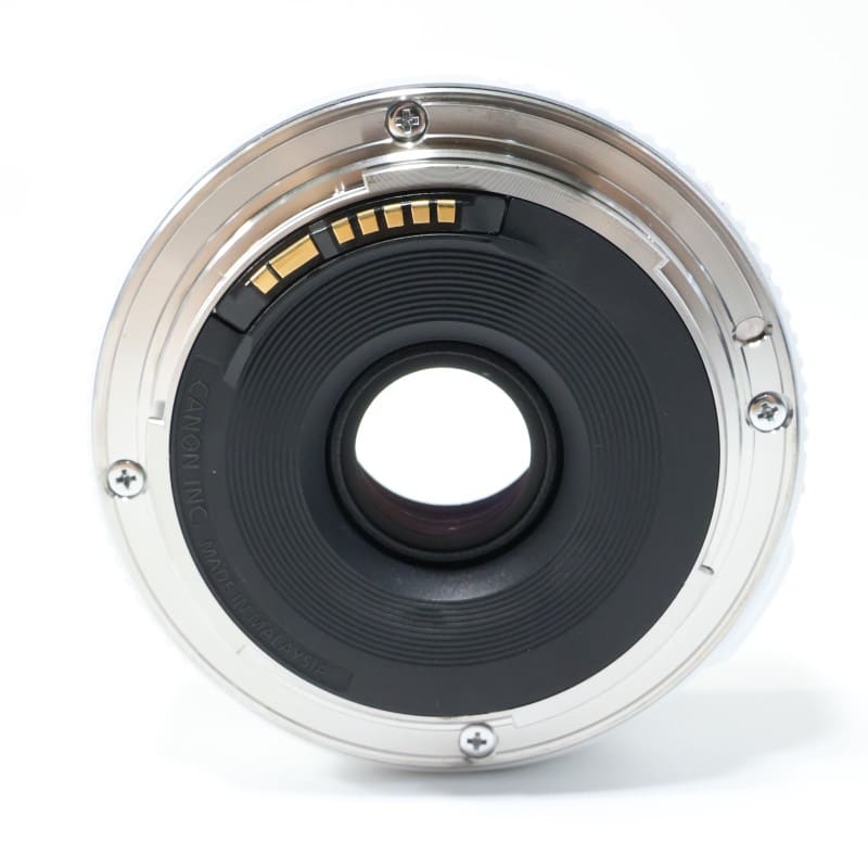 EF 40mm F2.8 STM ホワイト