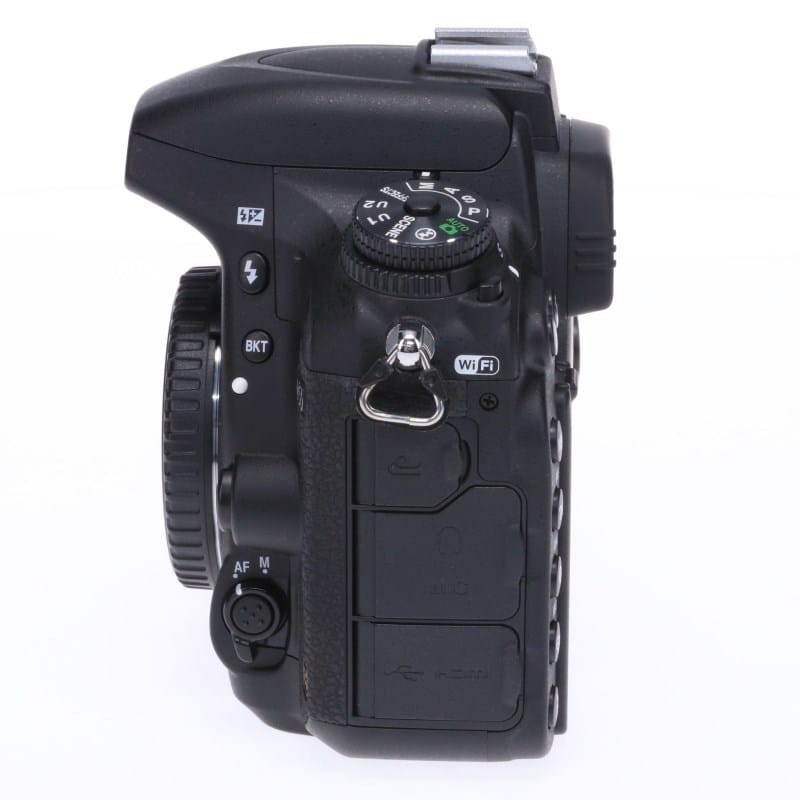 Nikon D750 ボディ AB-ランク 中古｜フジヤカメラ