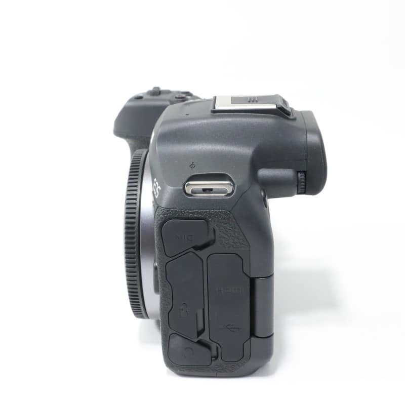 EOS R7 ボディー